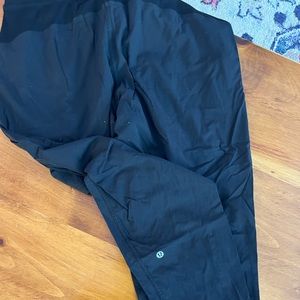 lululemon dance studio jogger - size 10
